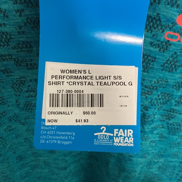 tight fitting top - Picture 9 of 9